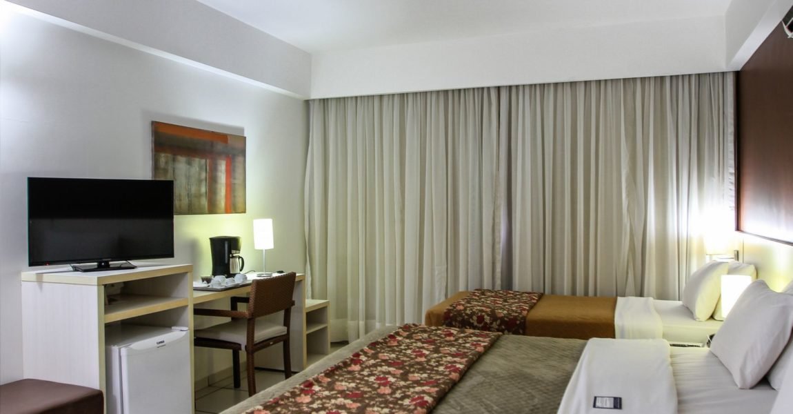 Suíte Luxo Tulipa Casal Francesa Hotel Le Jardin1